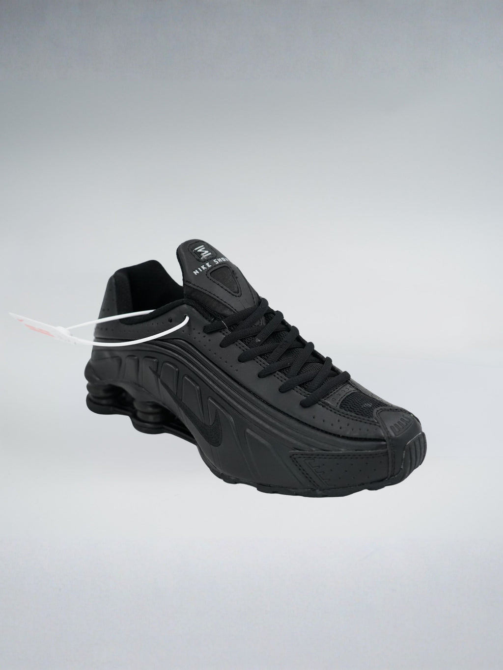 Zapatillas con Clase y Detalle Exclusivo