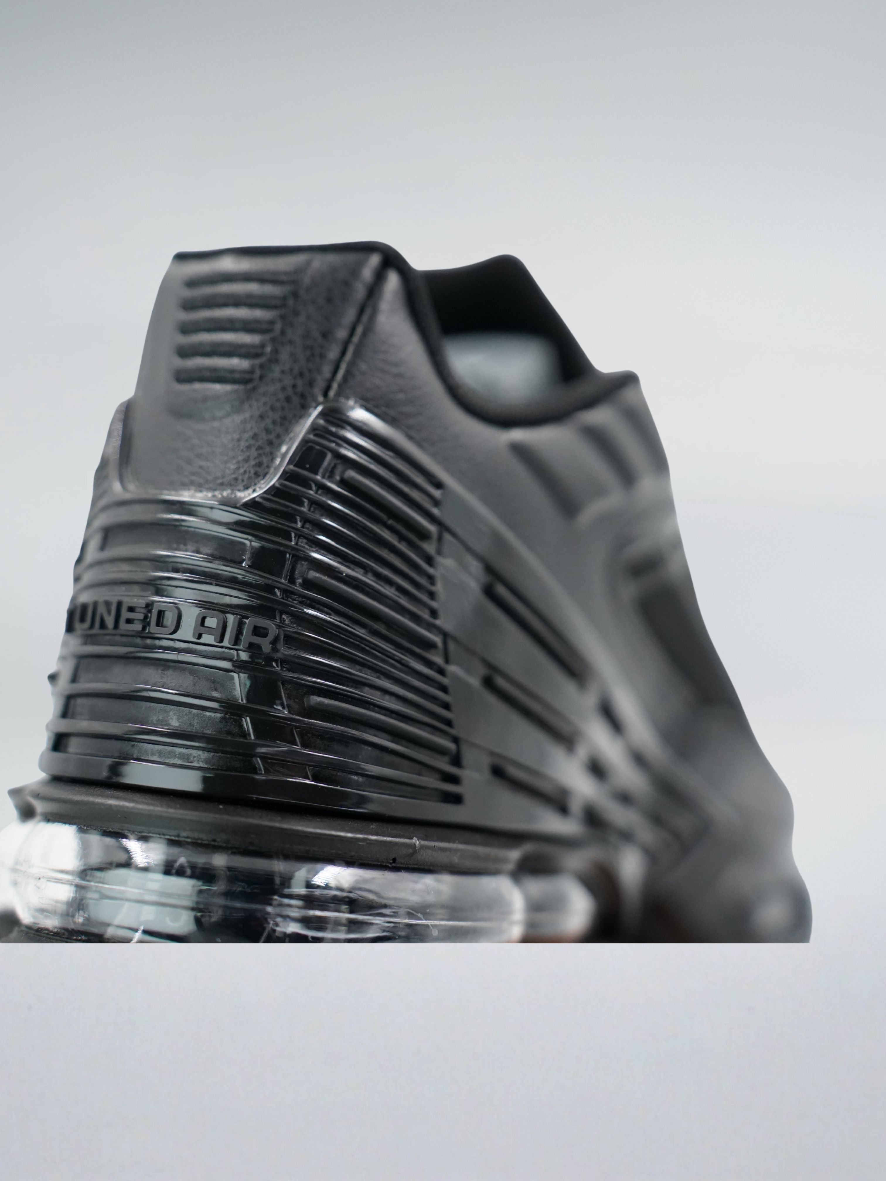 Zapatillas Modernas con Detalles Premium