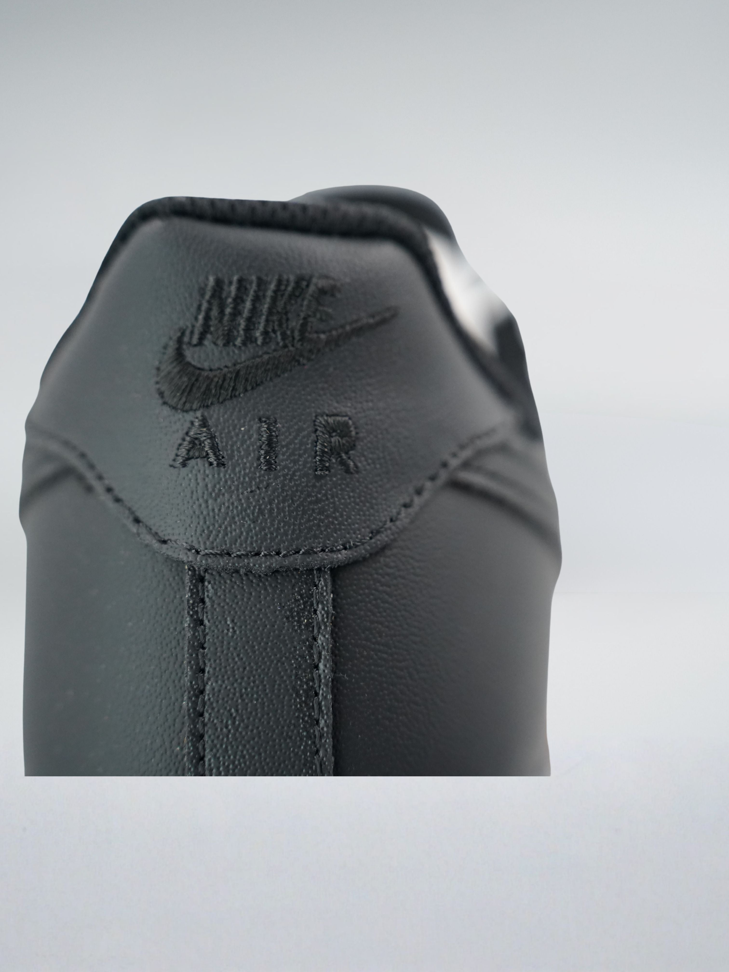 Deportivas Modernas con Estilo Callejero