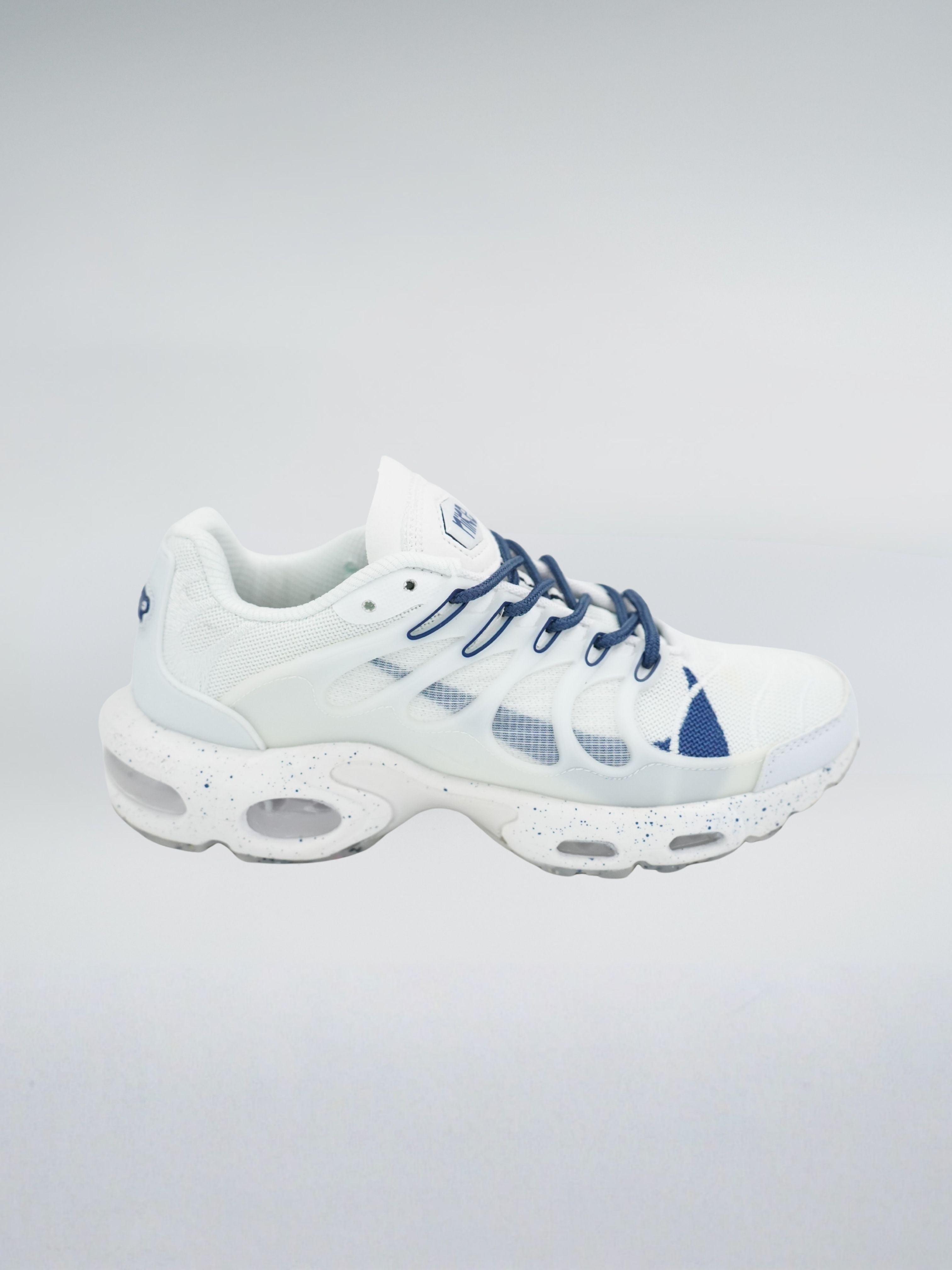 Zapatillas Urbanas con Detalles de Tendencia