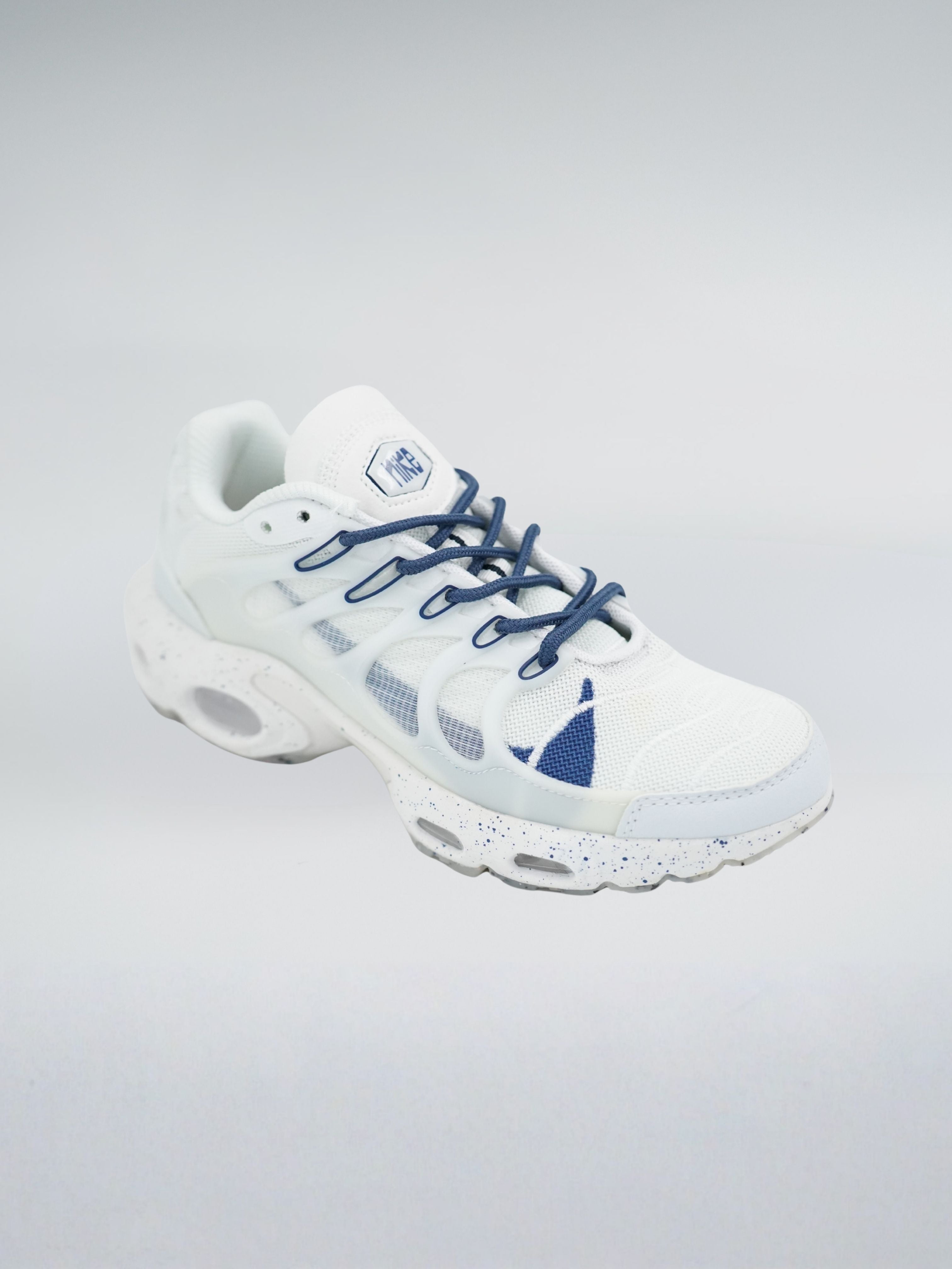 Zapatillas Urbanas con Detalles de Tendencia