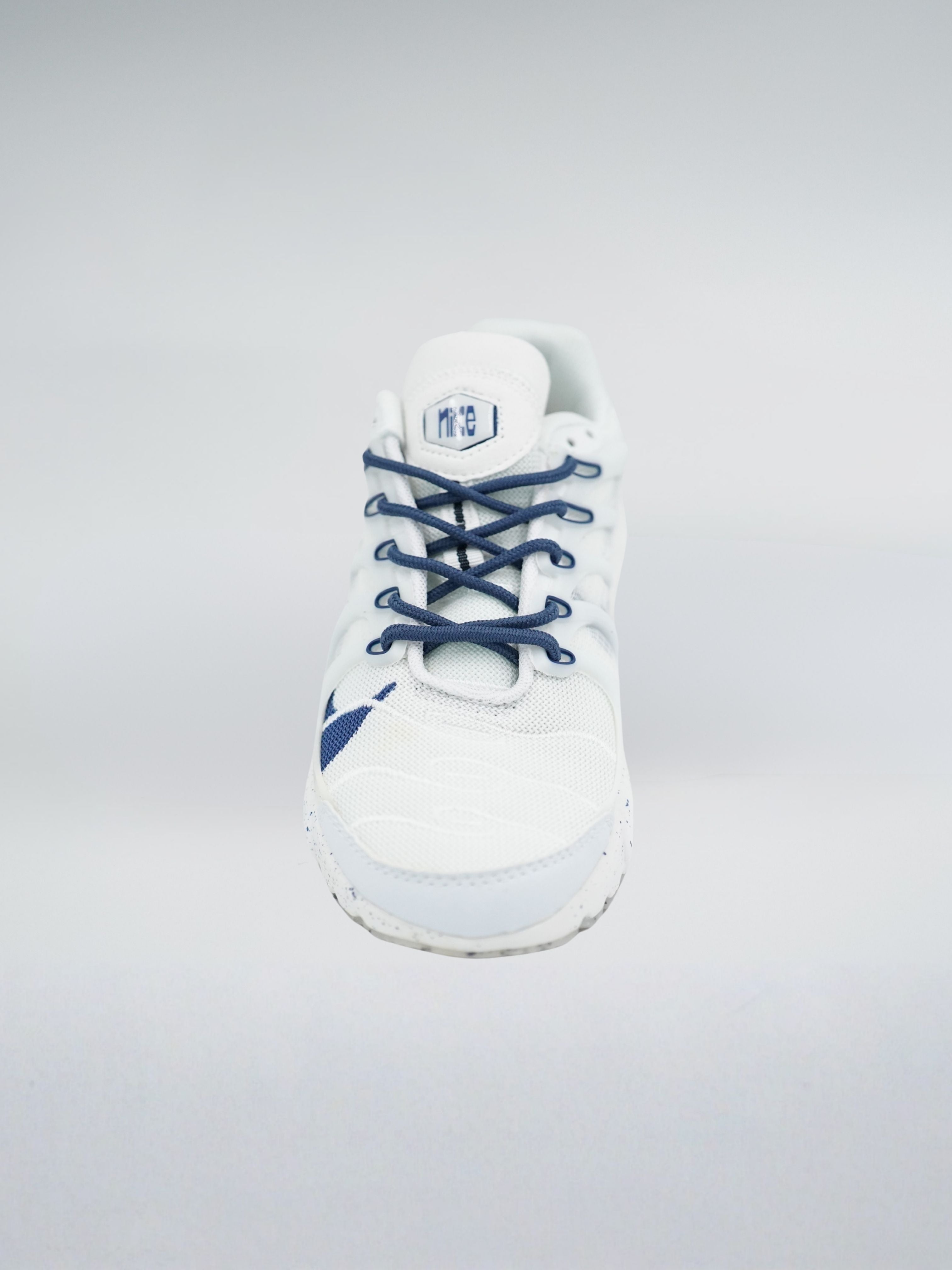 Zapatillas Urbanas con Detalles de Tendencia